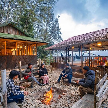 Zostel Rinchenpong Hostel ภายนอก รูปภาพ