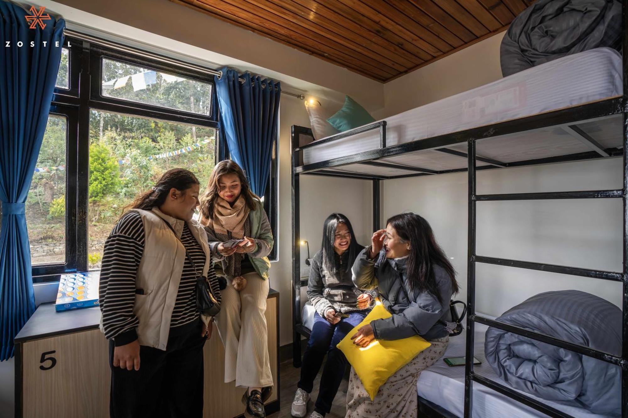 Zostel Rinchenpong Hostel ภายนอก รูปภาพ