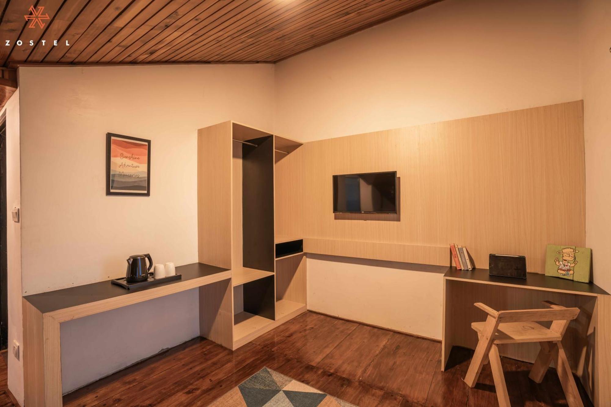 Zostel Rinchenpong Hostel ภายนอก รูปภาพ