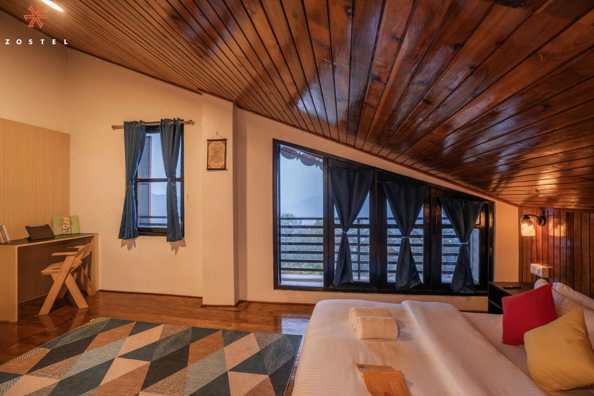 Zostel Rinchenpong Hostel ภายนอก รูปภาพ