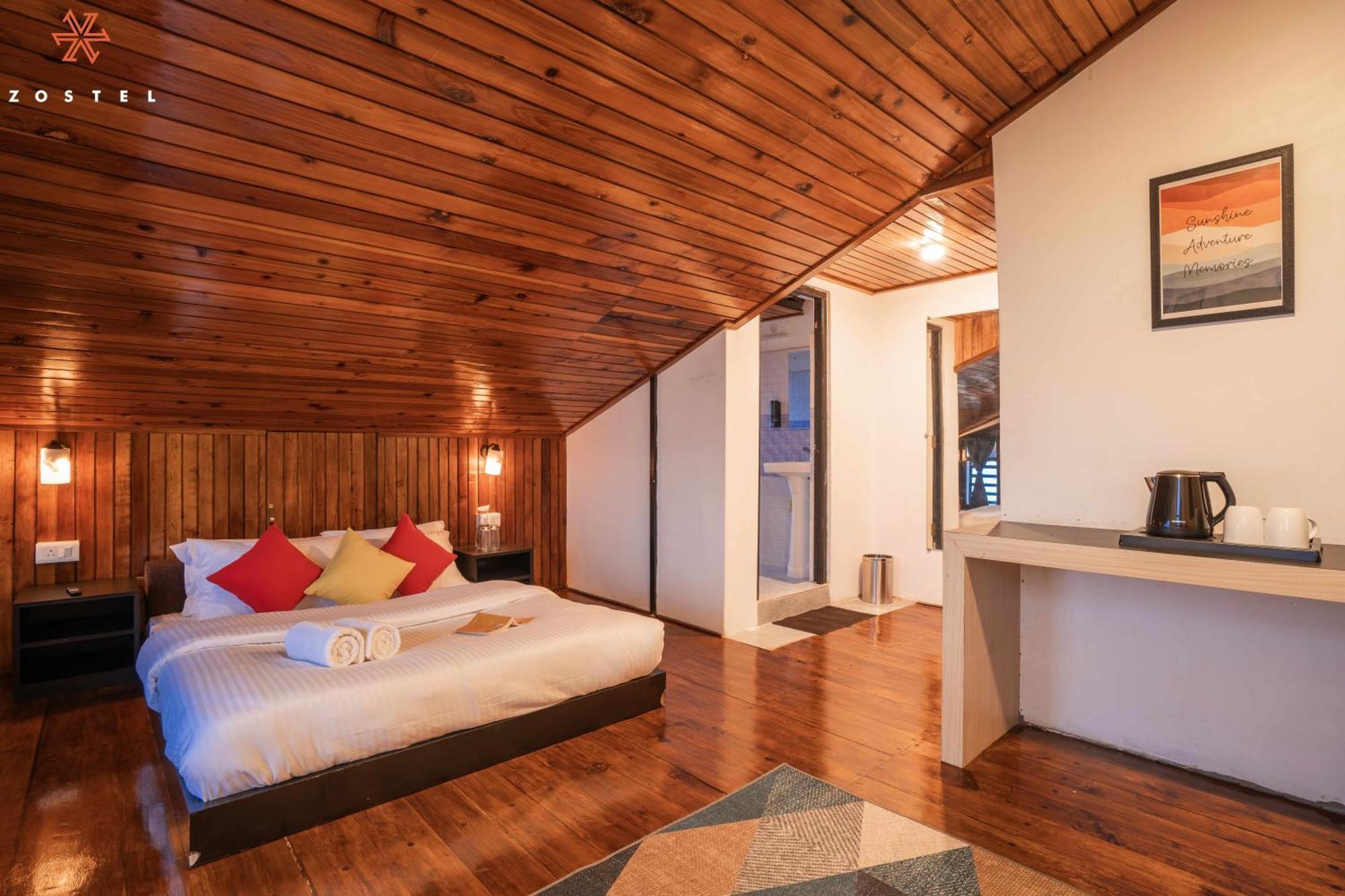 Zostel Rinchenpong Hostel ภายนอก รูปภาพ