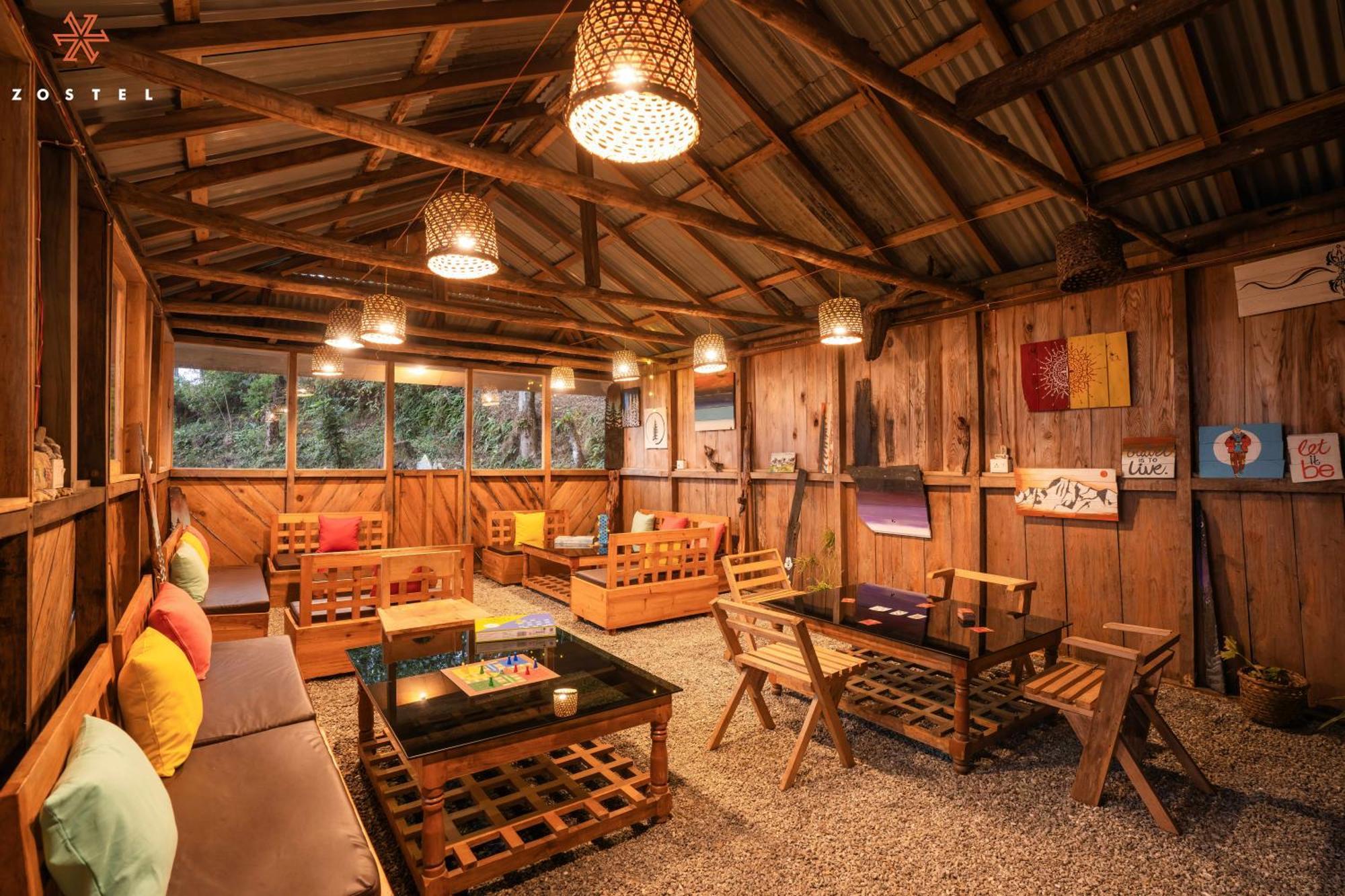 Zostel Rinchenpong Hostel ภายนอก รูปภาพ
