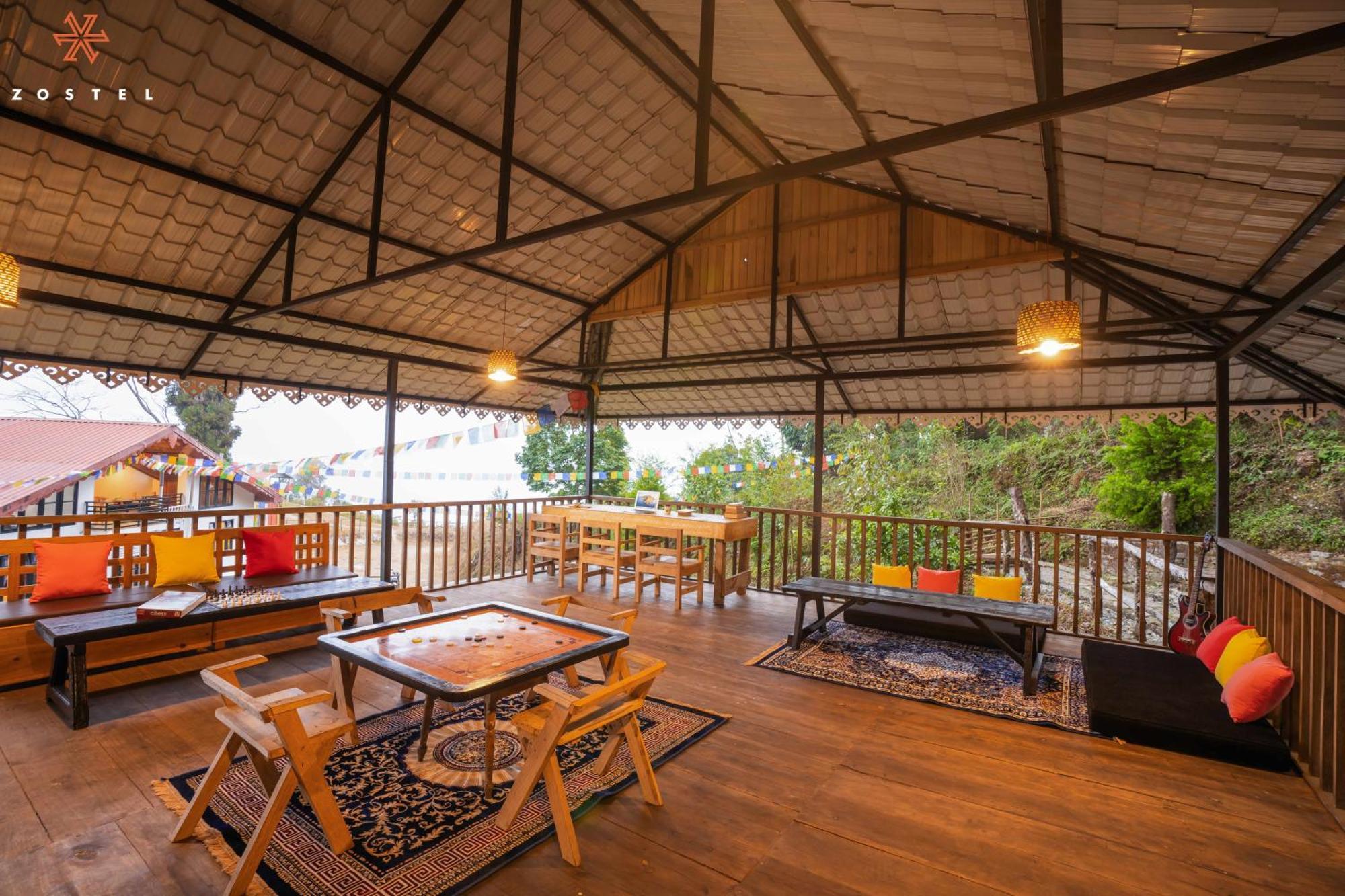 Zostel Rinchenpong Hostel ภายนอก รูปภาพ