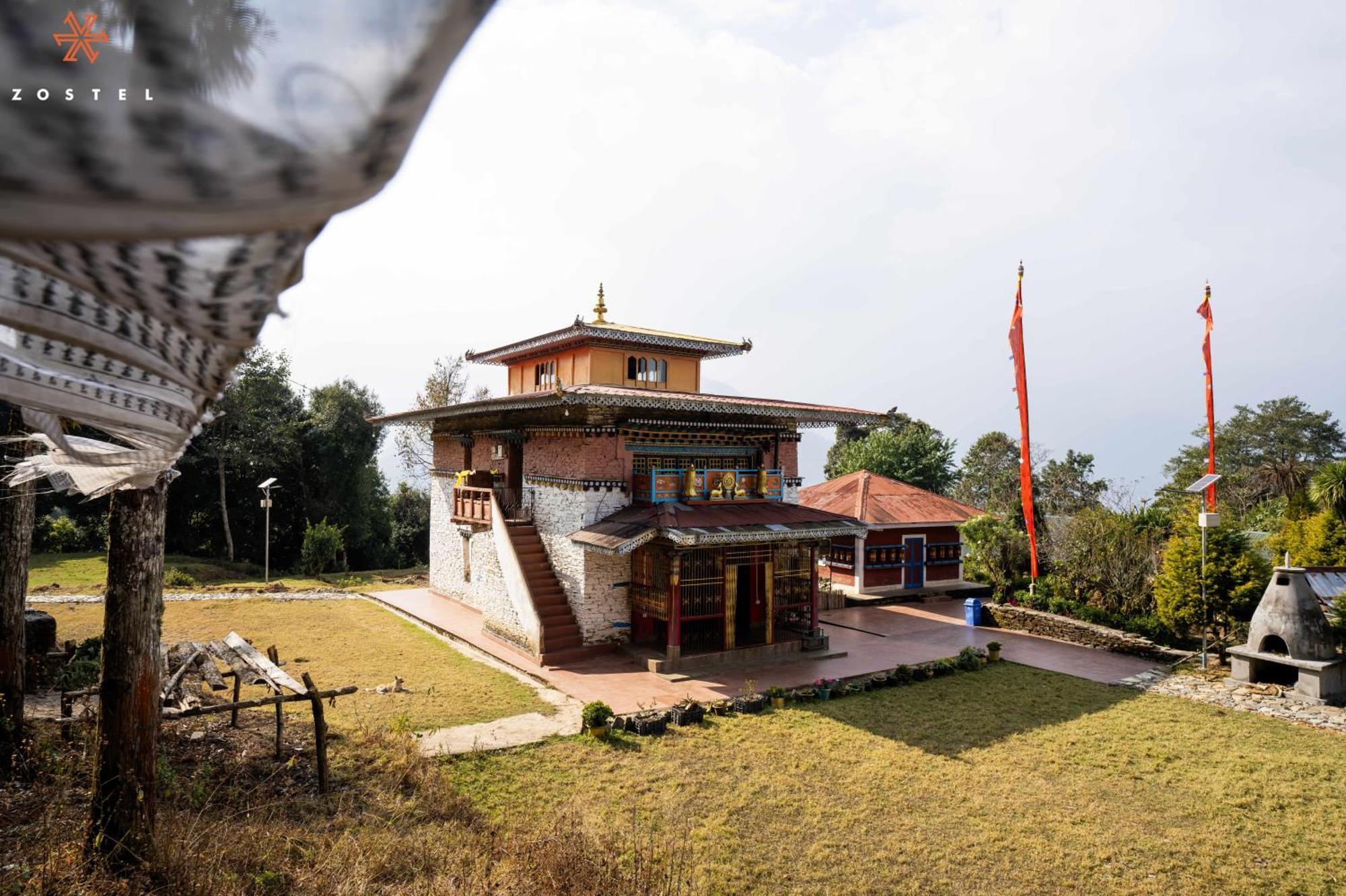 Zostel Rinchenpong Hostel ภายนอก รูปภาพ